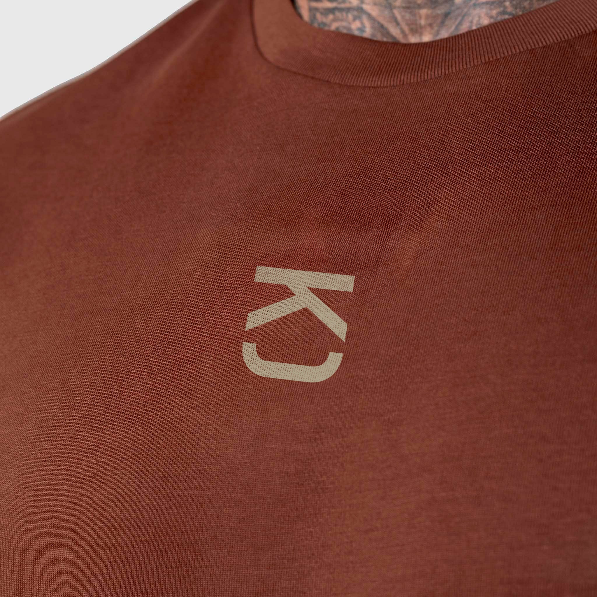 Polera Premium Oversize Gym Rat - Chocolate